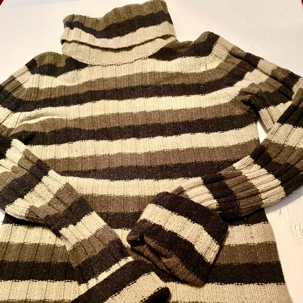 Vintage Tse Say Cashmere Turtleneck.⚜️⚜️⚜️